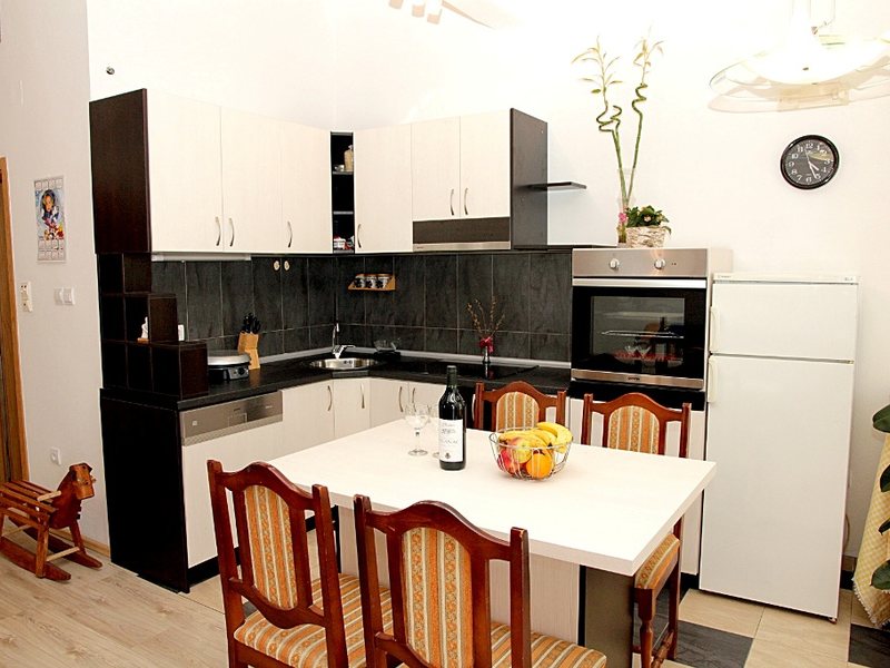 Nikolos Jovanovic 89640