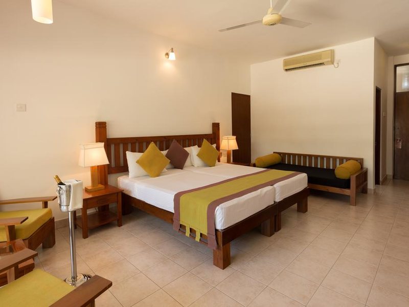 Nilaveli Beach Hotel 108105