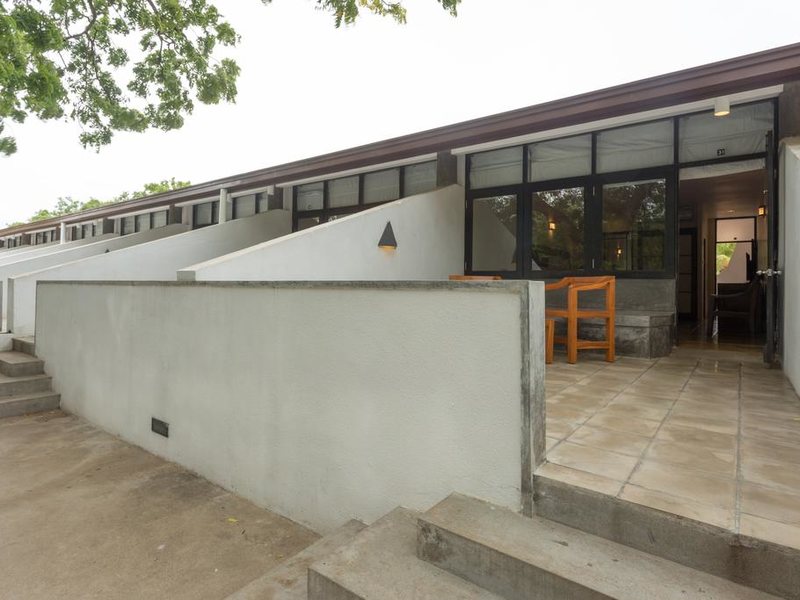 Nilaveli Beach Hotel 108109