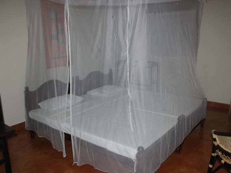 Nilaveli Crystal Blue Hotel 108123