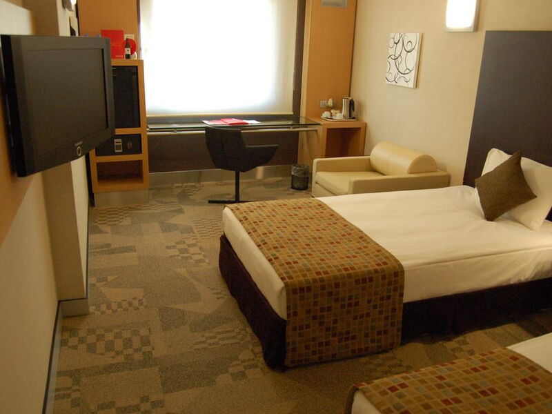 Nippon Hotel  280371