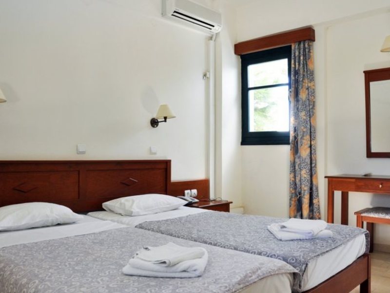 Niros Beach Aparts 101070