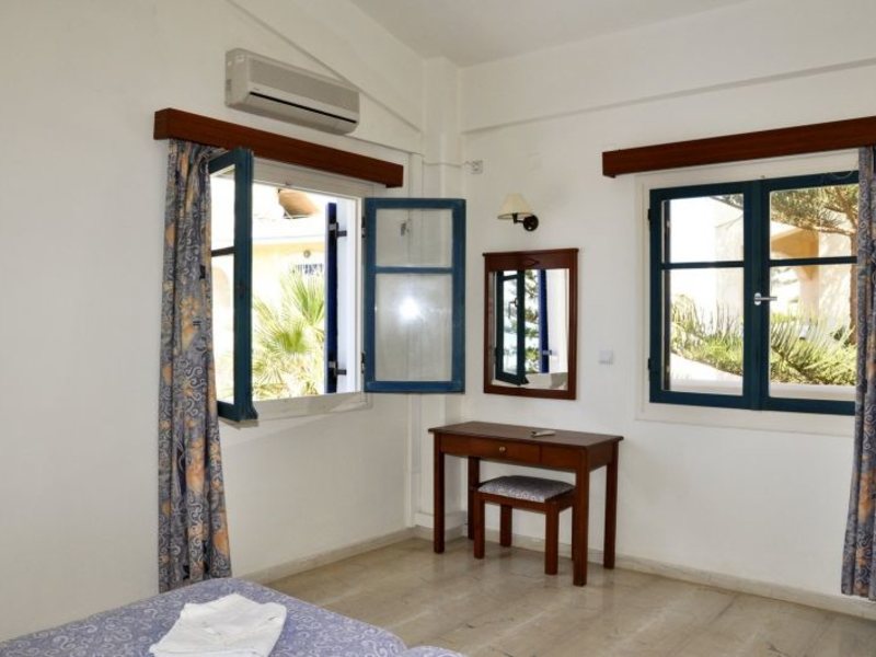 Niros Beach Aparts 101079