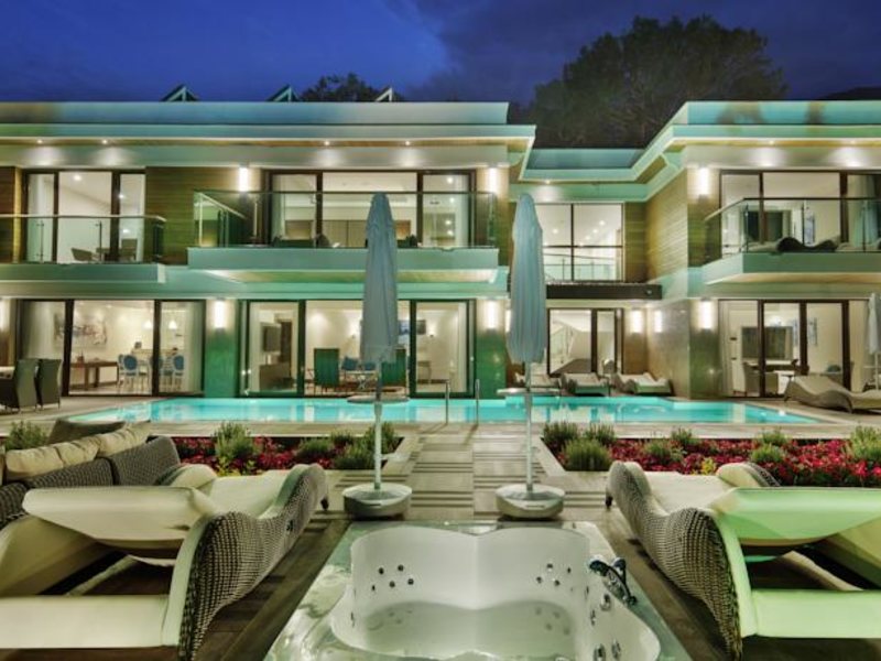 Nirvana Lagoon Villas Suites & Spa 58158