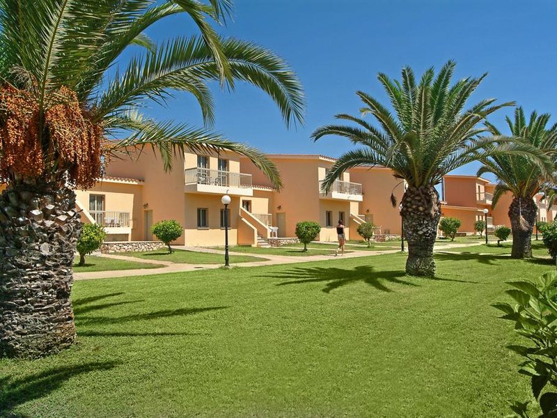 Nissiana Hotel and Bungalows 206576