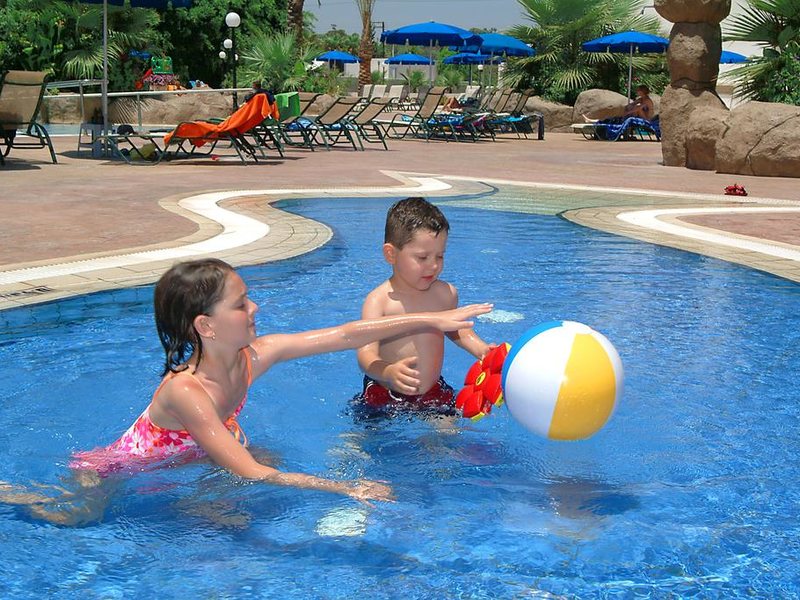 Nissiana Hotel and Bungalows 206589