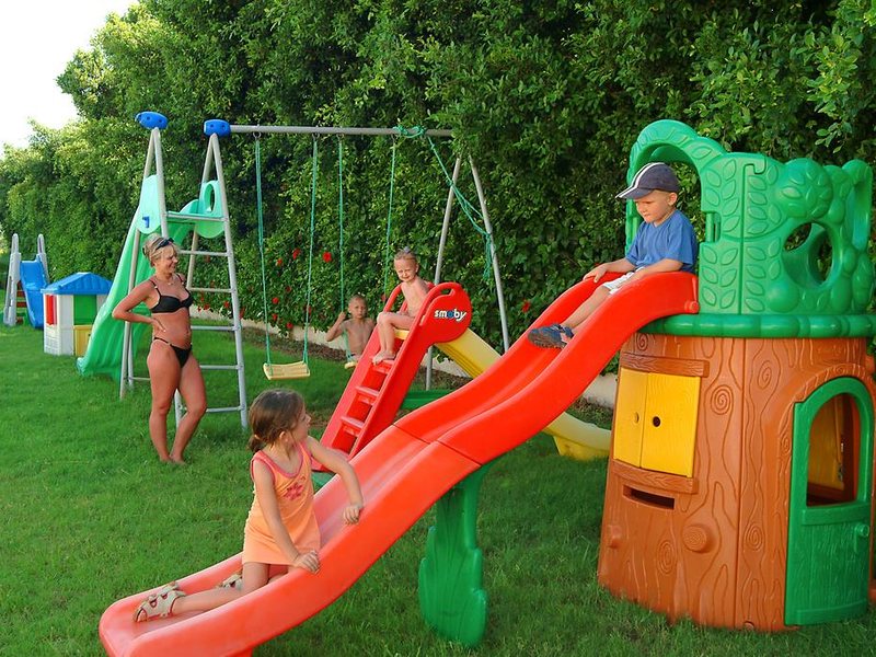 Nissiana Hotel and Bungalows 206594