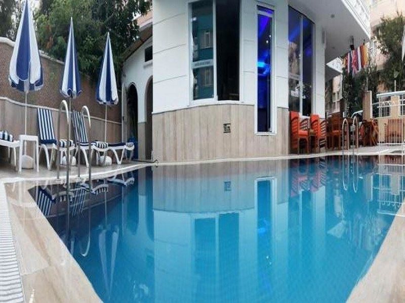 North Point Hotel 276925