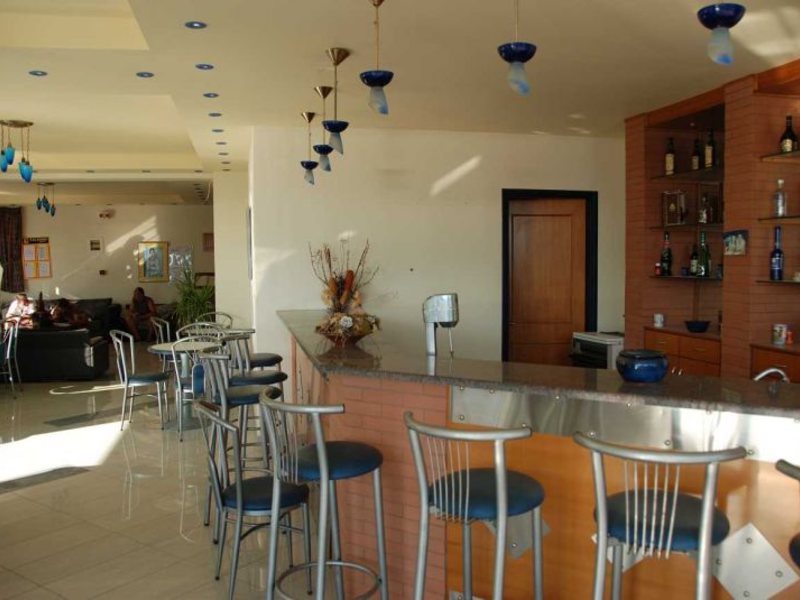 Nostos Aparts 101084