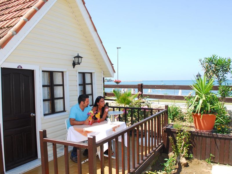 Nova Beach Hotel 275117