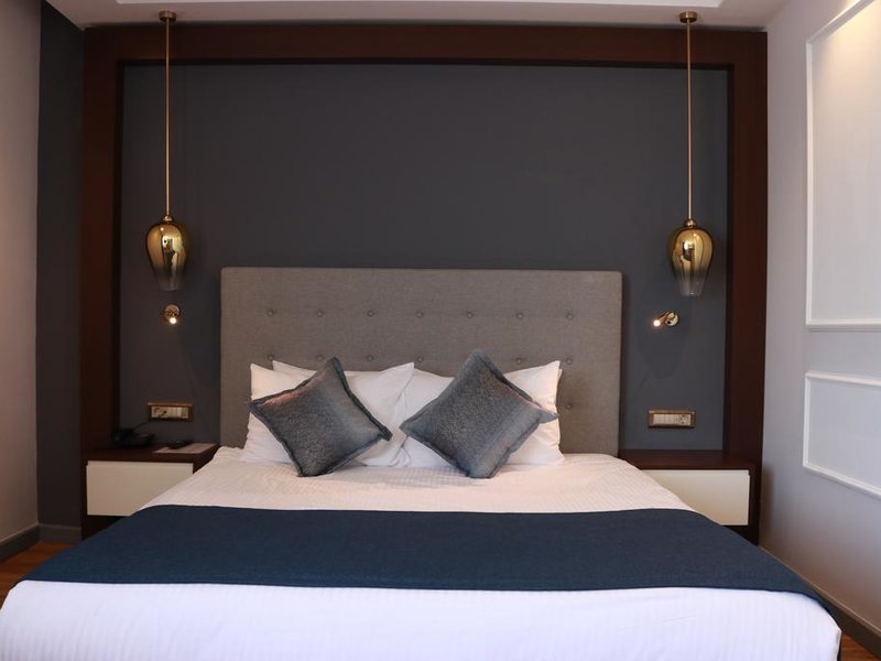 Nova Plaza Crystal Hotel (ех 294909