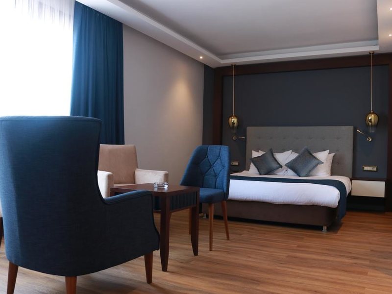 Nova Plaza Crystal Hotel (ех 295859