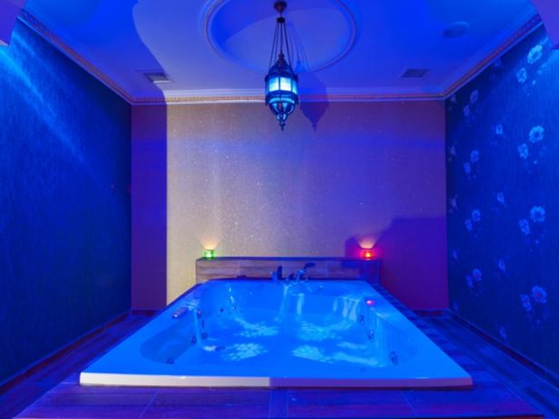 Nova Plaza Crystal Hotel (ех 68591