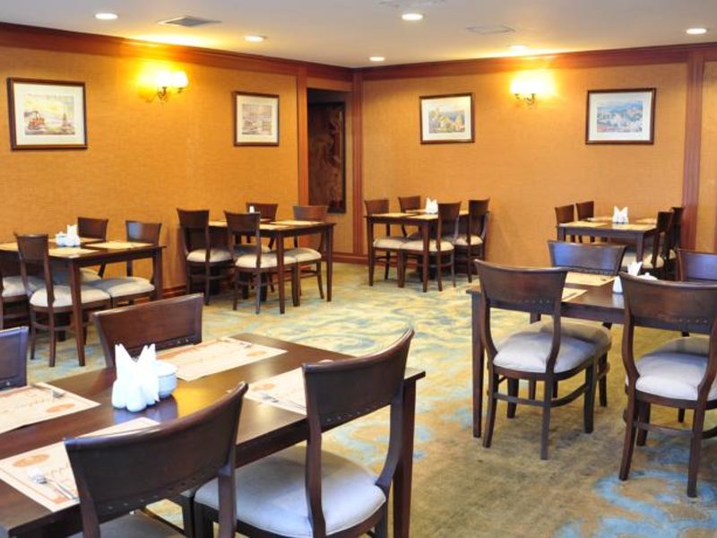 Nova Plaza Crystal Hotel (ех 68604