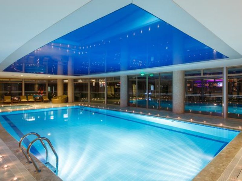 Novia Lucida Beach (ex 58590