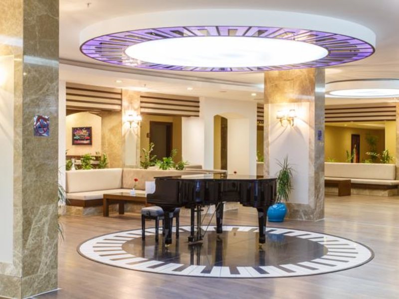 Novia Lucida Beach (ex 58609