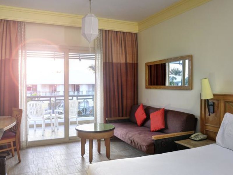 Novotel Beach 126619