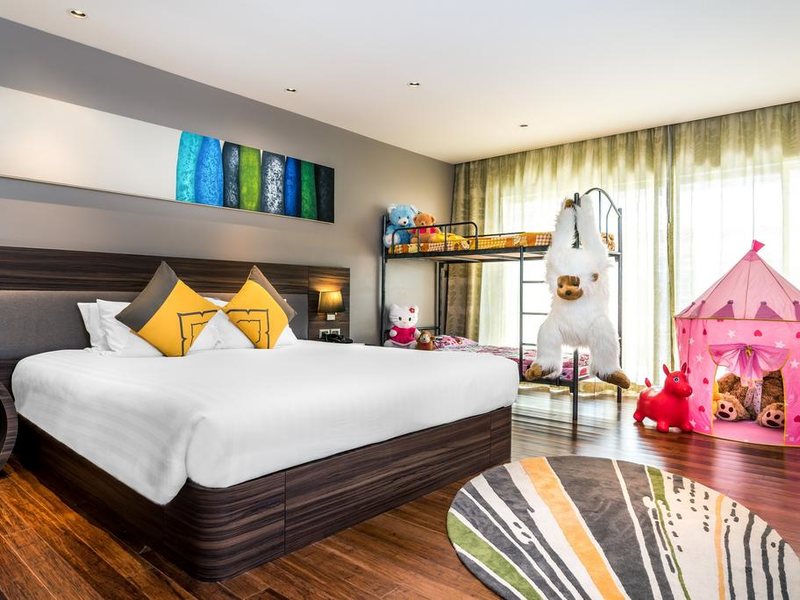 Novotel Phuket Karon Resort & Spa (ex. Talay Karon , ex 224937