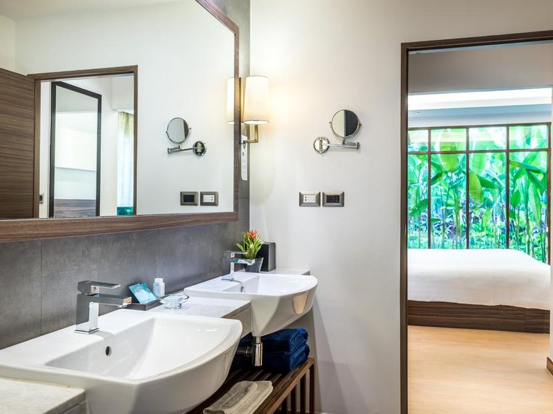 Novotel Phuket Karon Resort & Spa (ex. Talay Karon , ex 224940