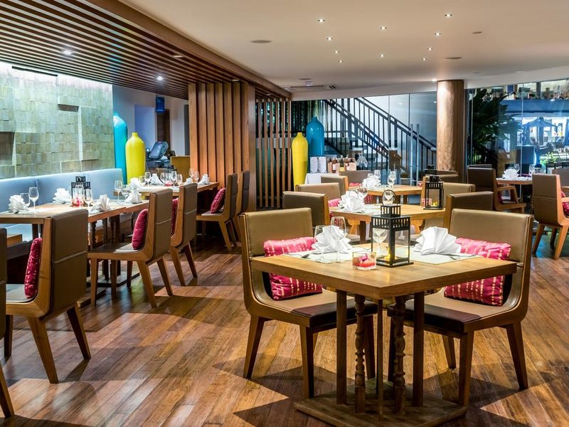 Novotel Phuket Karon Resort & Spa (ex. Talay Karon , ex 224959