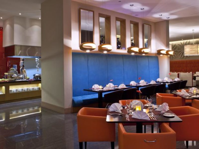 Novotel Suites Dubai Mall of the Emirates (ex 118802