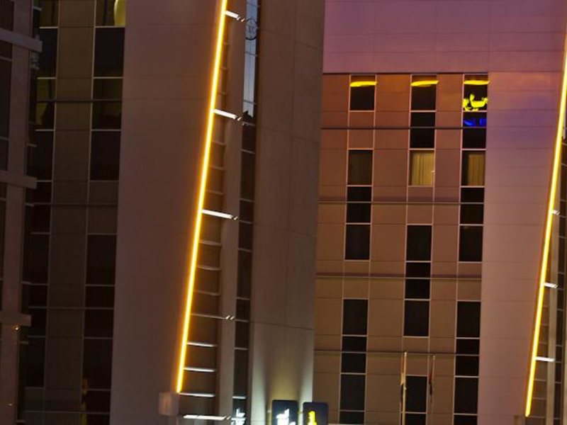 Novotel Suites Dubai Mall of the Emirates (ex 118806