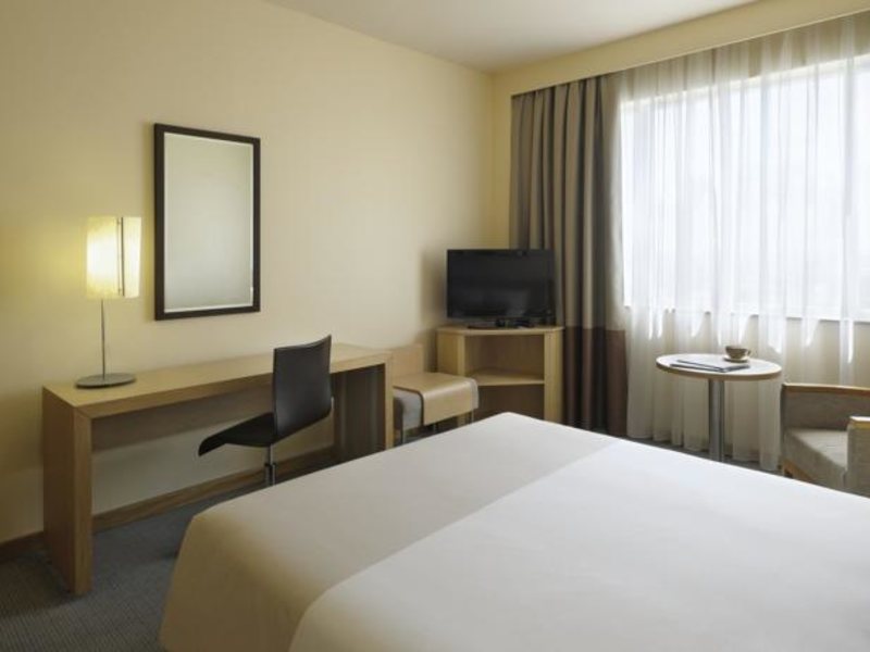 Novotel World Trade Center 48530