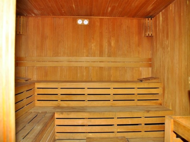 Nox Inn Hill Hotel  (ех 63483