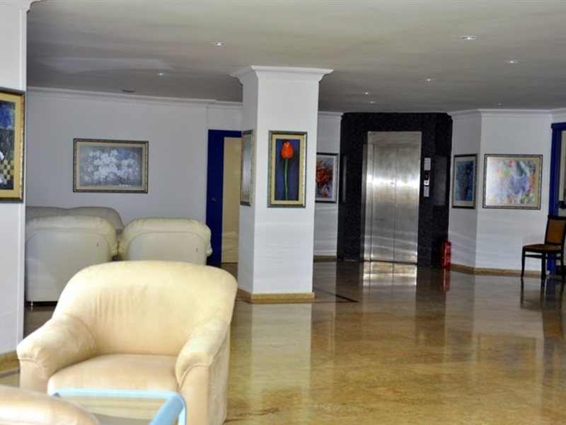 Nox Inn Hill Hotel  (ех 63484