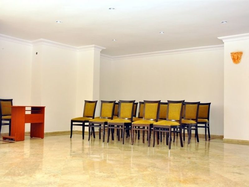 Nox Inn Hill Hotel  (ех 63489