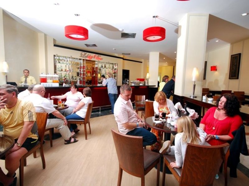 Nubian Village 42939