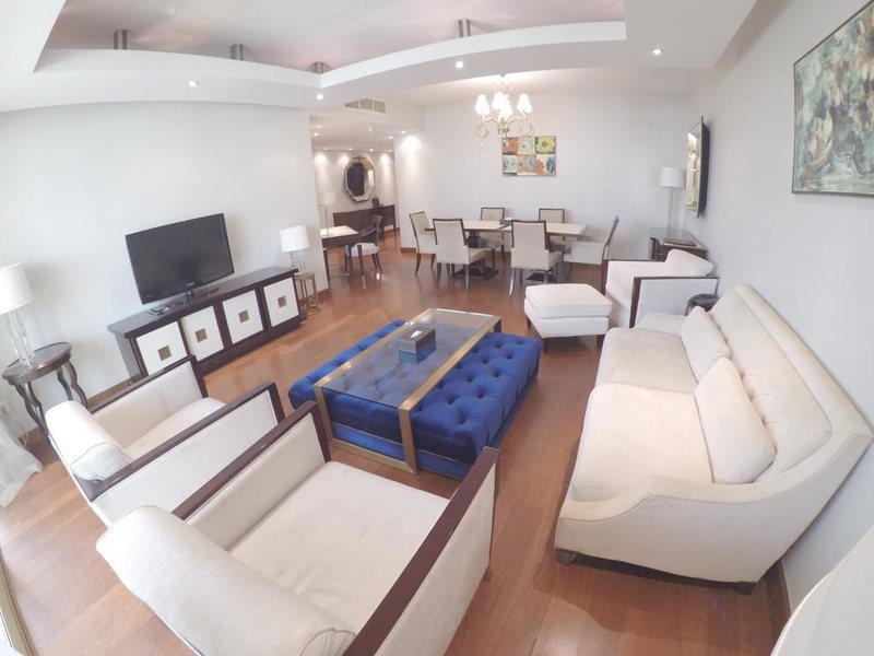 Number One Tower Suites 193156