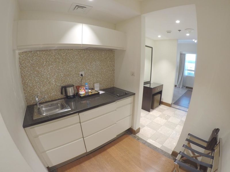 Number One Tower Suites 193170