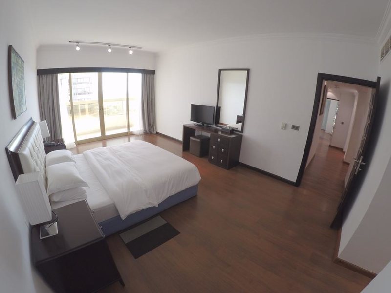 Number One Tower Suites 193174