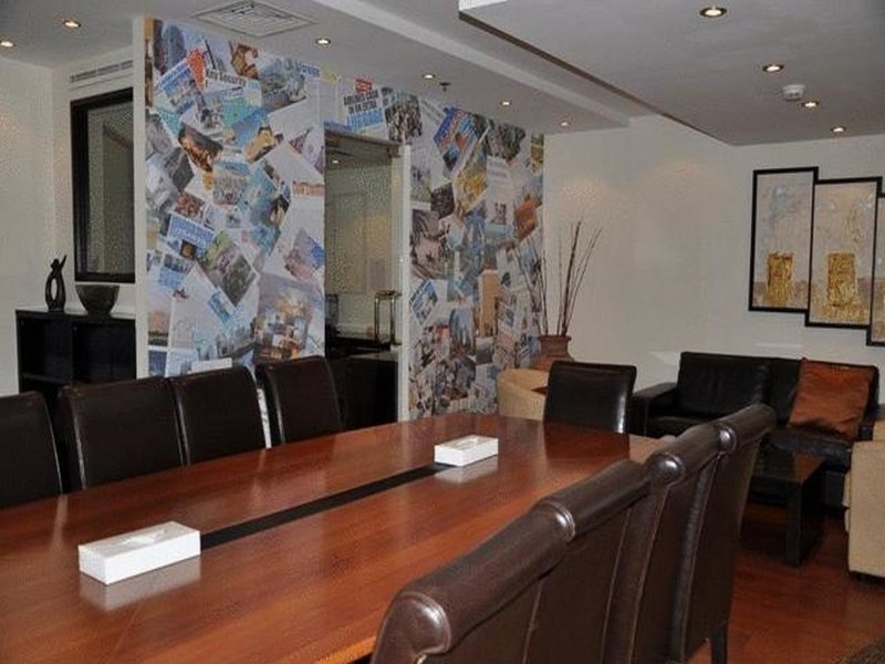 Number One Tower Suites 193190