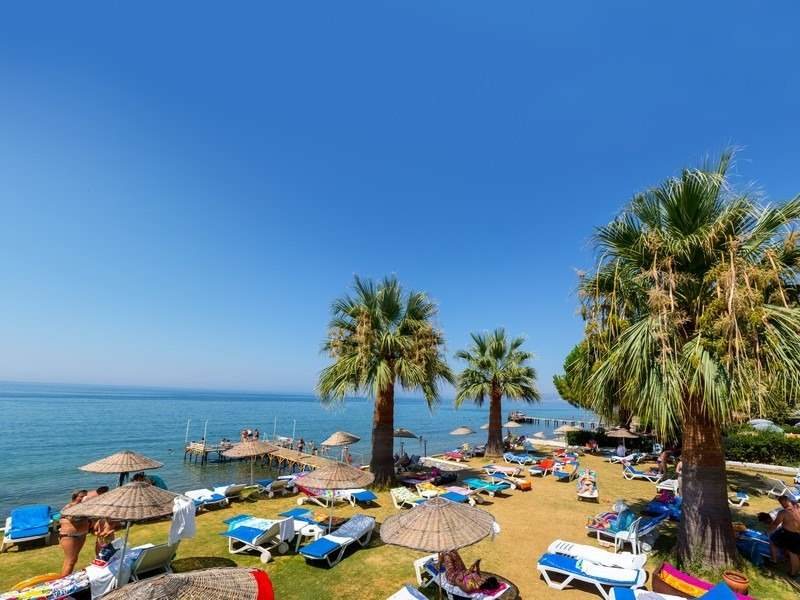 Nuova Beach Hotel (ех 71623