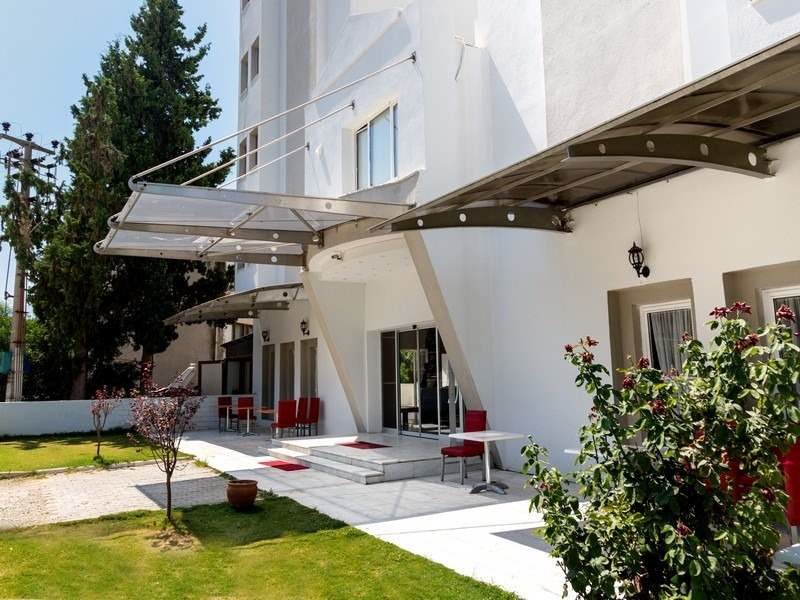 Nuova Beach Hotel (ех 71624