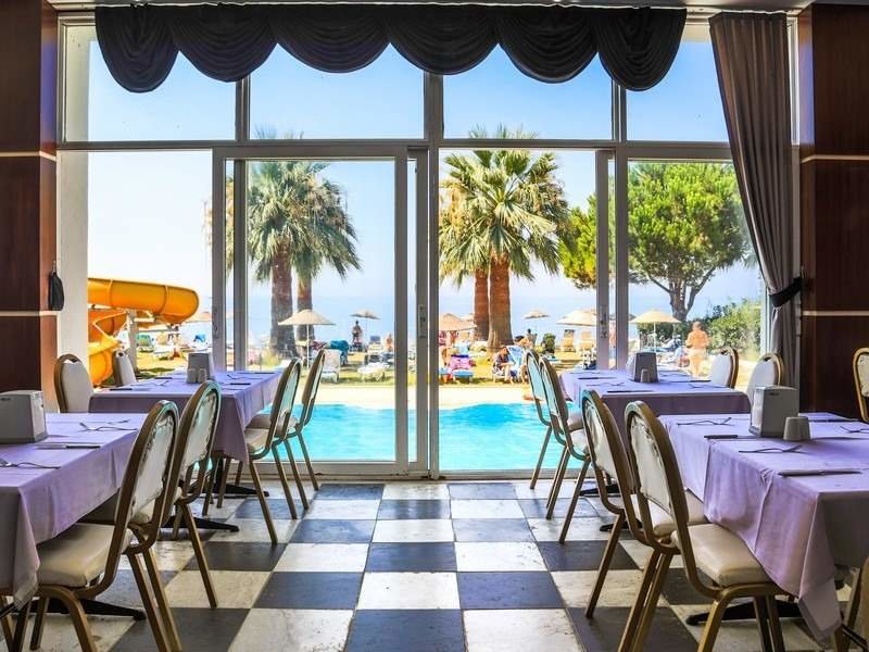 Nuova Beach Hotel (ех 71636