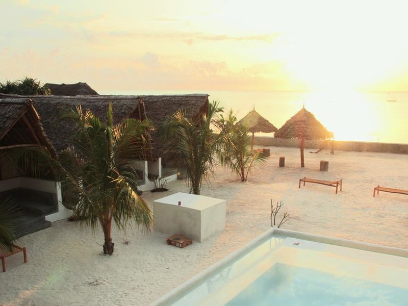 Nur Beach Resort 201276