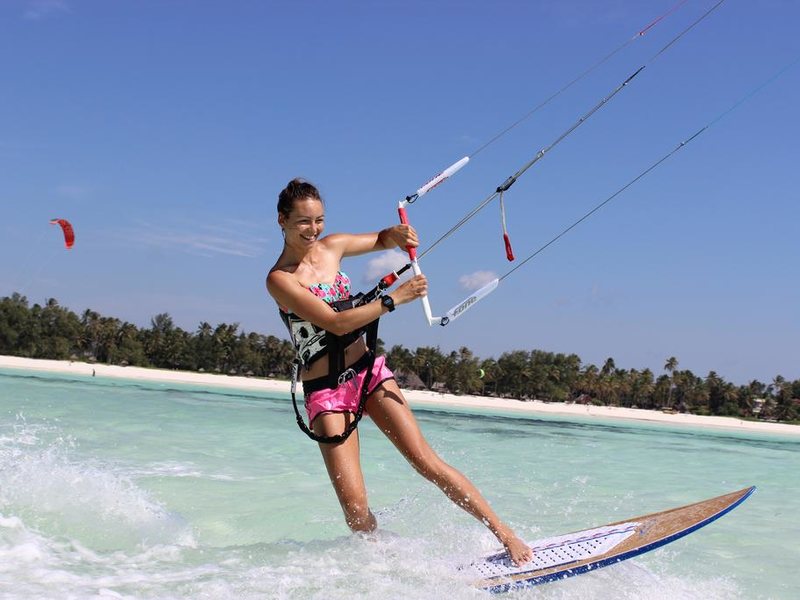 Nur Beach Resort 201288