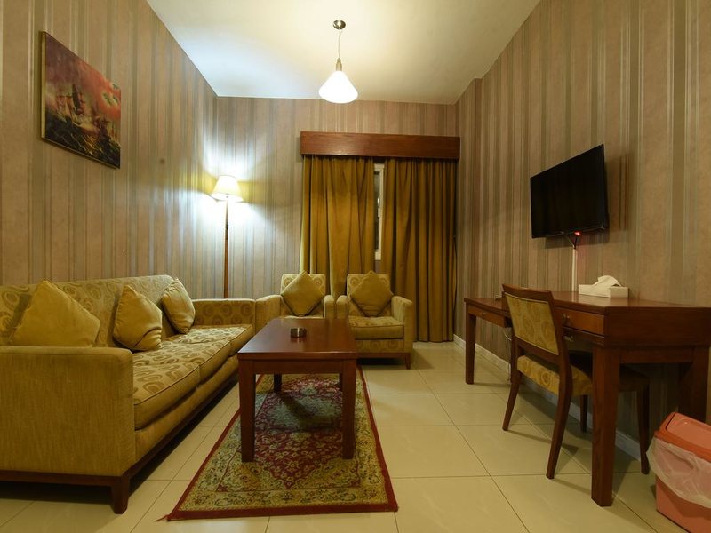 OYO 274 California Suites 299361