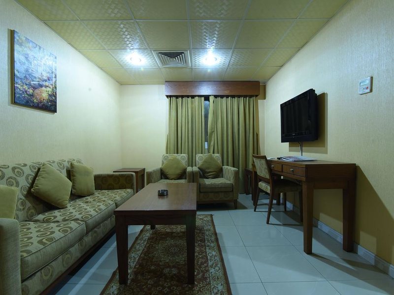 OYO 274 California Suites 299373