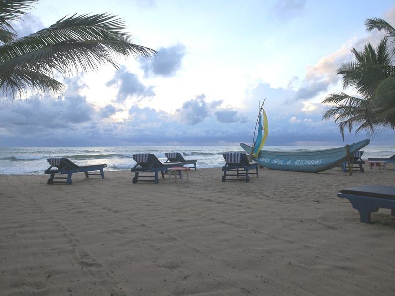 Oasey Beach Hotel 108151