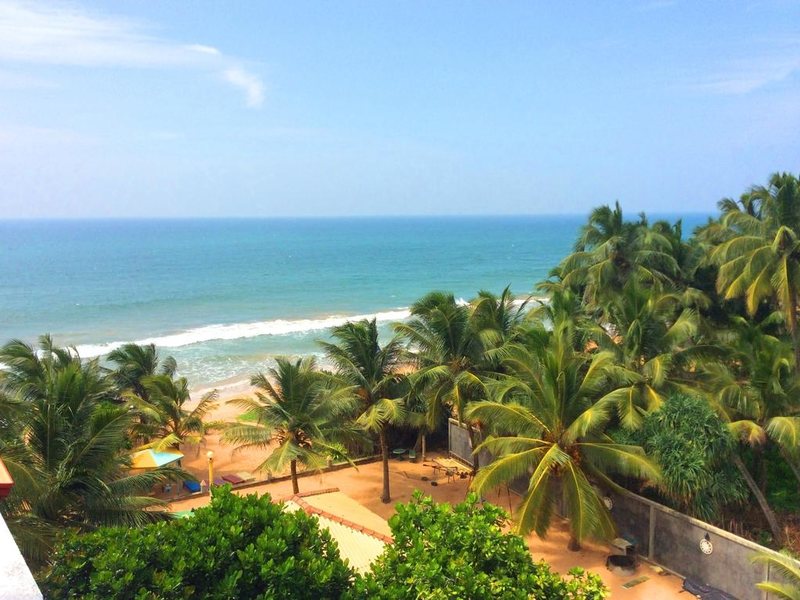 Oasey Beach Hotel 108158