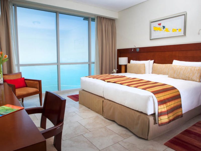 Oasis Beach Tower Apartments 48551