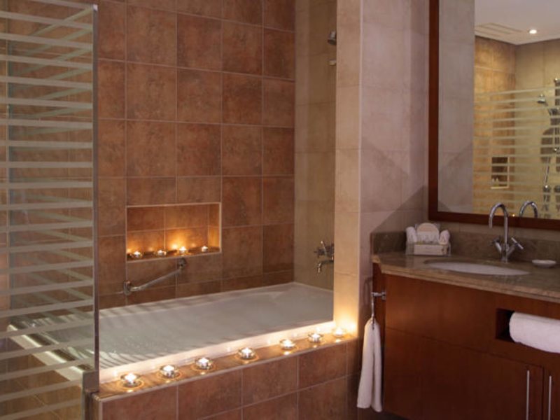 Oasis Beach Tower Apartments 48553