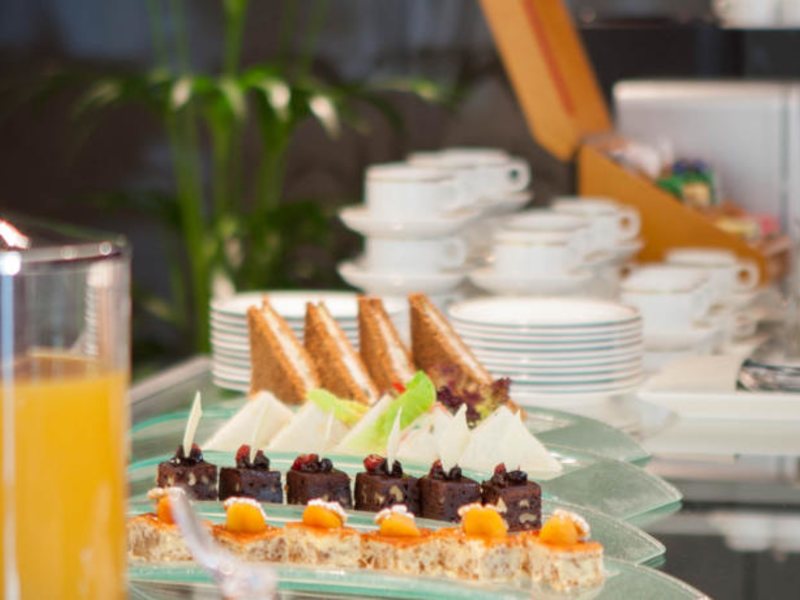 Oasis Beach Tower Apartments 48565