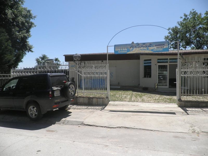 Oasis (Balchik)  166773