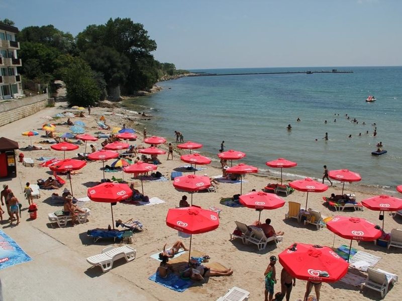 Oasis (Balchik)  166774