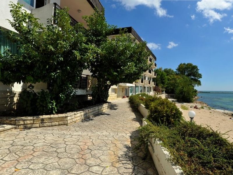 Oasis (Balchik)  166789